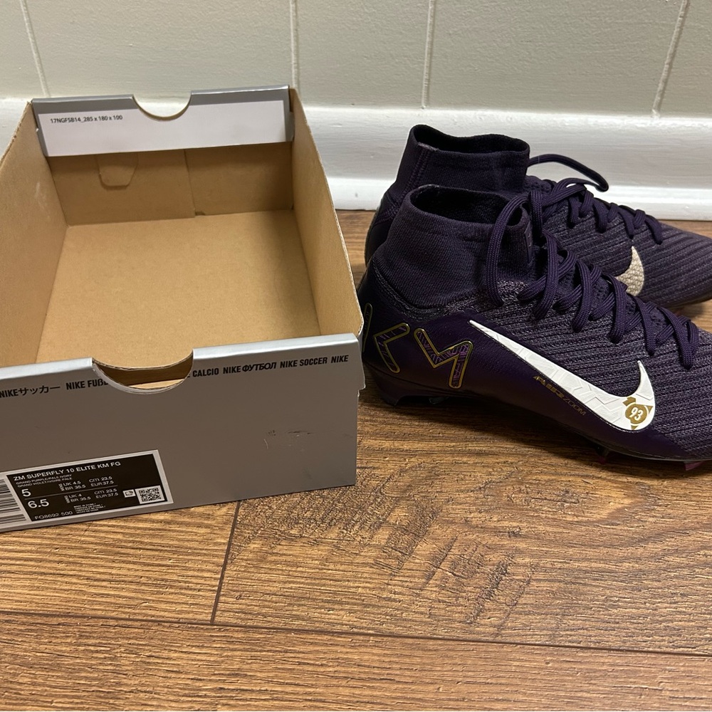 Men’s Nike Soccer Cleats - Kylian mbappe collab